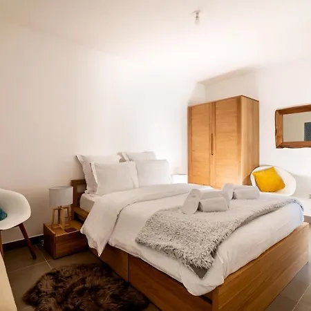 66 Poincaré - Luxury For 2 People - Air Conditioning, - Parking Apartamento