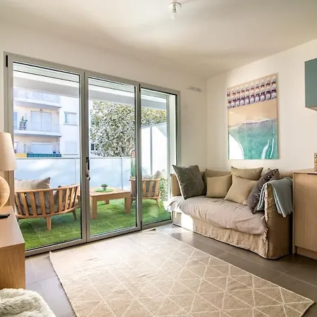 66 Poincaré - Luxury For 2 People - Air Conditioning, - Parking